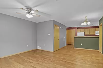 3902 Maple Grove Drive, Madison, WI 53719 - Photo 7
