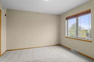 3902 Maple Grove Dr, Madison, WI 53719 - Photo 23