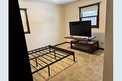 209 Hilltop Circle, Brooklyn, WI 53521 - Photo 9