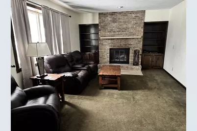 209 Hilltop Circle, Brooklyn, WI 53521 - Photo 3