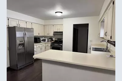 209 Hilltop Circle, Brooklyn, WI 53521 - Photo 5