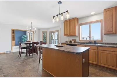 925 Lexington Way, Waunakee, WI 53597 - Photo 15