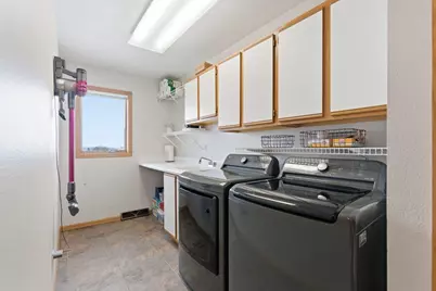 925 Lexington Way, Waunakee, WI 53597 - Photo 17