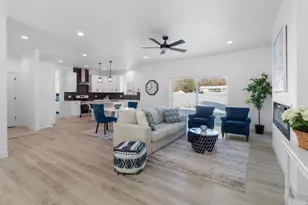 5614 Glorious Dr, Madison, WI 53718 - Photo 5