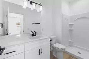 5614 Glorious Dr, Madison, WI 53718 - Photo 11