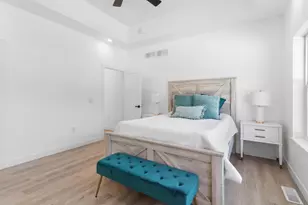 5614 Glorious Dr, Madison, WI 53718 - Photo 13