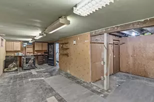 709 DeWitt St, Portage, WI 53901 - Photo 37