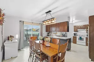 709 DeWitt St, Portage, WI 53901 - Photo 19