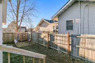 709 DeWitt St, Portage, WI 53901 - Photo 11