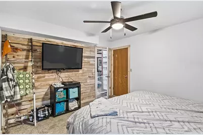 709 Dewitt Street, Portage, WI 53901 - Photo 33