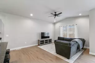 110 Hill Row, Portage, WI 53901 - Photo 3