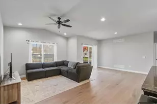 110 Hill Row, Portage, WI 53901 - Photo 7