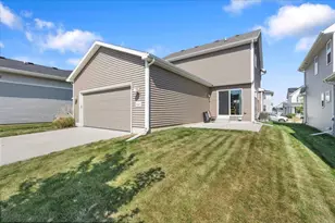 6107 Ragan St, Madison, WI 53718 - Photo 39