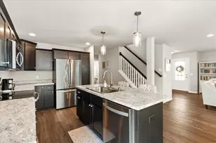 6107 Ragan St, Madison, WI 53718 - Photo 13