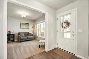 6107 Ragan St, Madison, WI 53718 - Photo 5