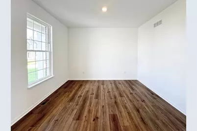 2909 Alpine Run #76, Stoughton, WI 53589 - Photo 5