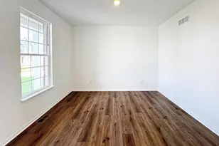 2909 Alpine Run, Stoughton, WI 53589 - Photo 5