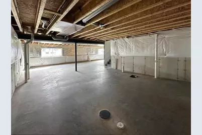 2909 Alpine Run #76, Stoughton, WI 53589 - Photo 31