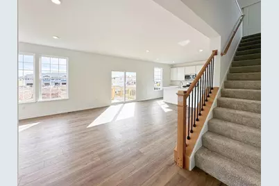 2909 Alpine Run #76, Stoughton, WI 53589 - Photo 9