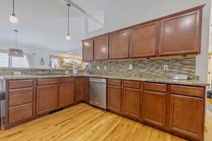 4083 Huntington Ave, Janesville, WI 53546 - Photo 11