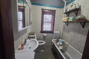 1035 Academy St, Elroy, WI 53929 - Photo 13