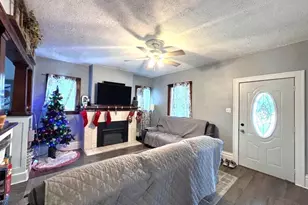 814 25th Ave, Monroe, WI 53566 - Photo 5