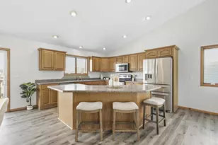 1032 Vista Ridge Dr, Mount Horeb, WI 53572 - Photo 15