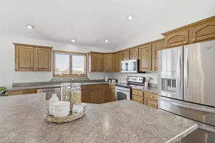 1032 Vista Ridge Dr, Mount Horeb, WI 53572 - Photo 17