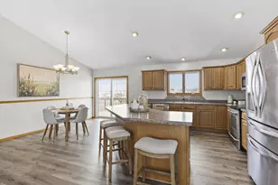 1032 Vista Ridge Dr, Mount Horeb, WI 53572 - Photo 15