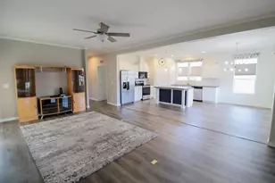 3521 Alexander Ave, Holmen, WI 54636 - Photo 15