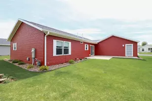 3521 Alexander Ave, Holmen, WI 54636 - Photo 23