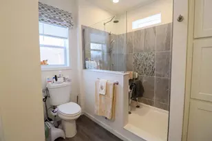 3521 Alexander Ave, Holmen, WI 54636 - Photo 9