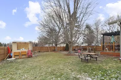 227 Parkview Lane, Marshall, WI 53559 - Photo 17