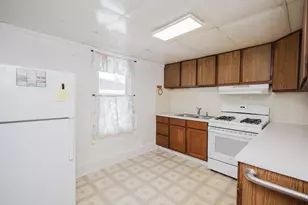 611 S Wisconsin St, Mineral Point, WI 53565 - Photo 13