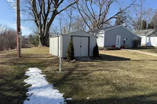 611 S Wisconsin St, Mineral Point, WI 53565 - Photo 3