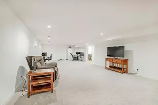 912 Oregon Parks Ave, Oregon, WI 53575 - Photo 25