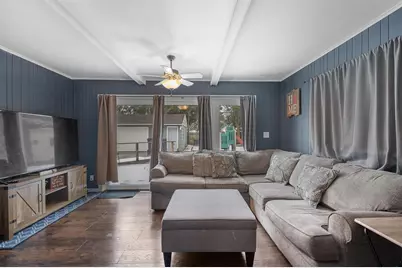 71 S Blackhawk Street, Janesville, WI 53545 - Photo 17