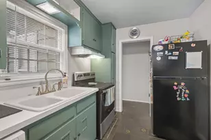 71 S Blackhawk St, Janesville, WI 53545 - Photo 15