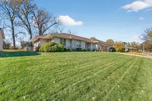 1802 Tarragon Dr, Madison, WI 53716 - Photo 39