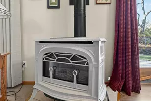 1802 Tarragon Dr, Madison, WI 53716 - Photo 9