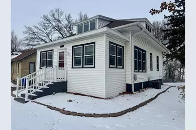 515 W Florence Street, Cambria, WI 53923 - Photo 5