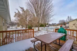 73 Debbie Dr, Janesville, WI 53536 - Photo 35