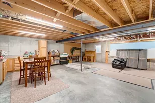 73 Debbie Dr, Janesville, WI 53536 - Photo 27