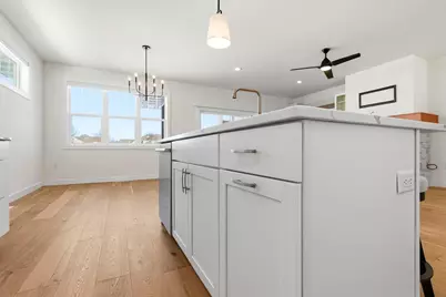 16 Prince Way, Fitchburg, WI 53711 - Photo 9