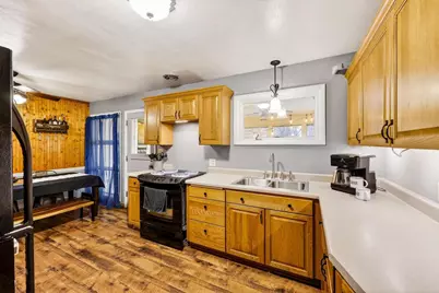 239 E Spaulding Street, Watertown, WI 53098 - Photo 11