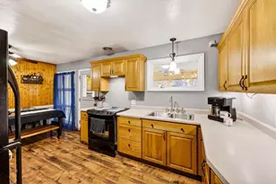 239 E Spaulding St, Watertown, WI 53098 - Photo 11