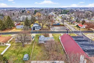 239 E Spaulding St, Watertown, WI 53098 - Photo 39