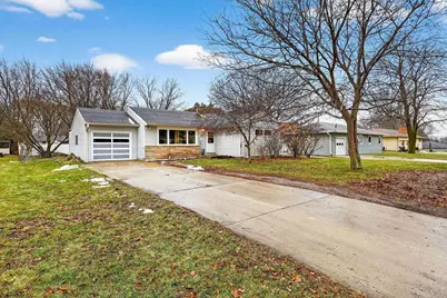239 E Spaulding Street, Watertown, WI 53098 - Photo 1
