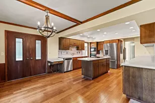 3600 N Hickory Dr, Janesville, WI 53545 - Photo 9