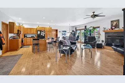 5012 Laufenberg Boulevard, Cross Plains, WI 53528 - Photo 11